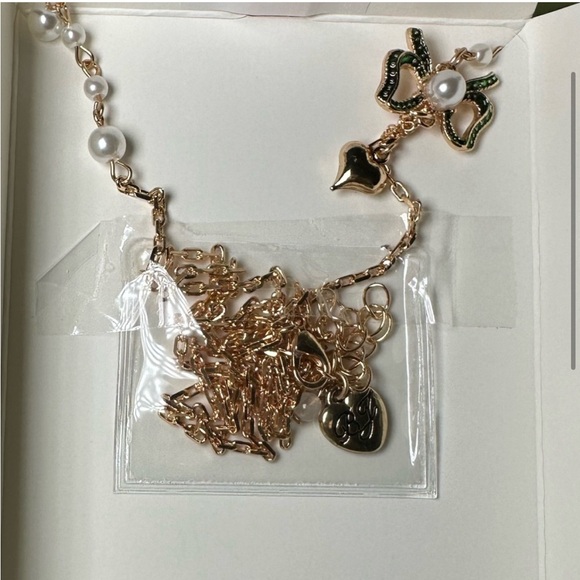 NWT ⚜️♥️⚜️ BETSEY JOHNSON GINGERBREAD NECKLACE - Picture 10 of 15